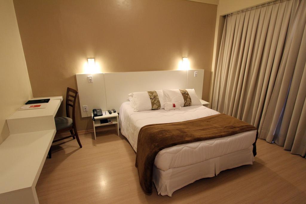 Hotel Curi Executive Pelotas Zimmer foto