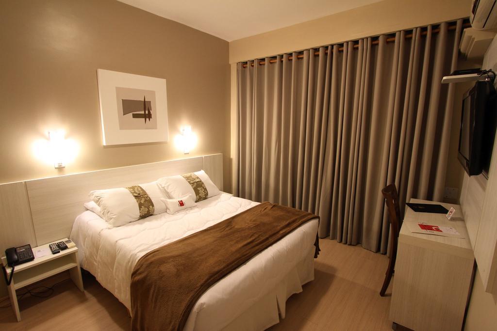 Hotel Curi Executive Pelotas Zimmer foto