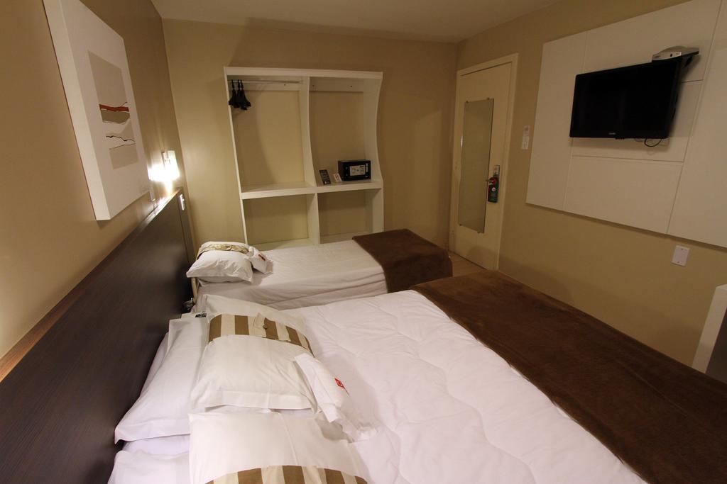 Hotel Curi Executive Pelotas Zimmer foto