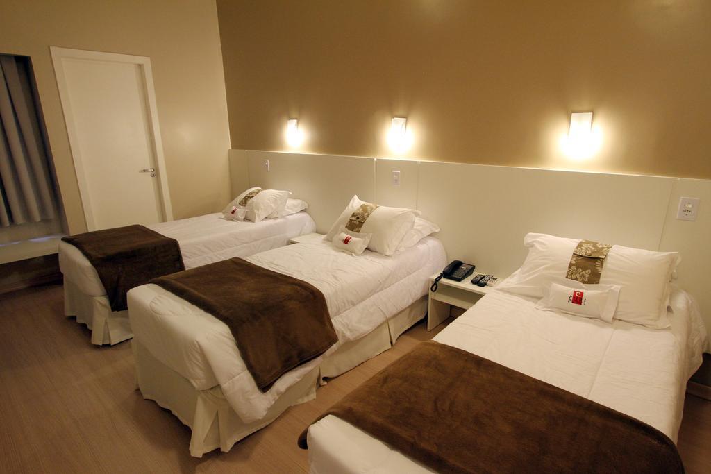 Hotel Curi Executive Pelotas Zimmer foto