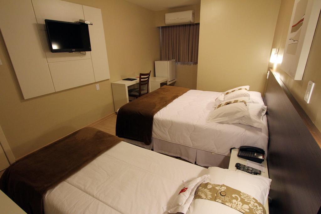 Hotel Curi Executive Pelotas Zimmer foto