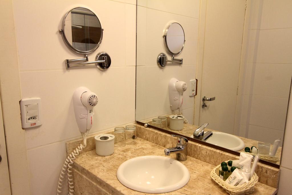 Hotel Curi Executive Pelotas Zimmer foto